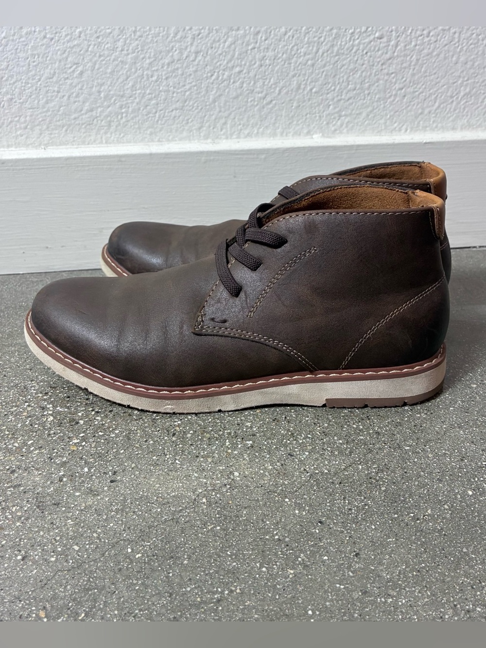 Florsheim Kids Vibe Plain Toe Chukka Boots Brown Leather Boys Size 13.5 M